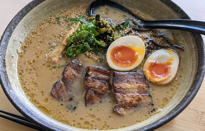 Form an orderly line for Ramen O in Woden!
